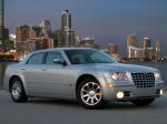 Chrysler 300C 2005 года
